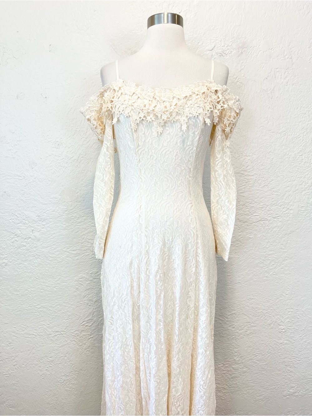 Vintage Dress Cream Lace Off Shoulder Cottagecore Boho Wedding 70s 90s XS/S - Picture 5 of 15